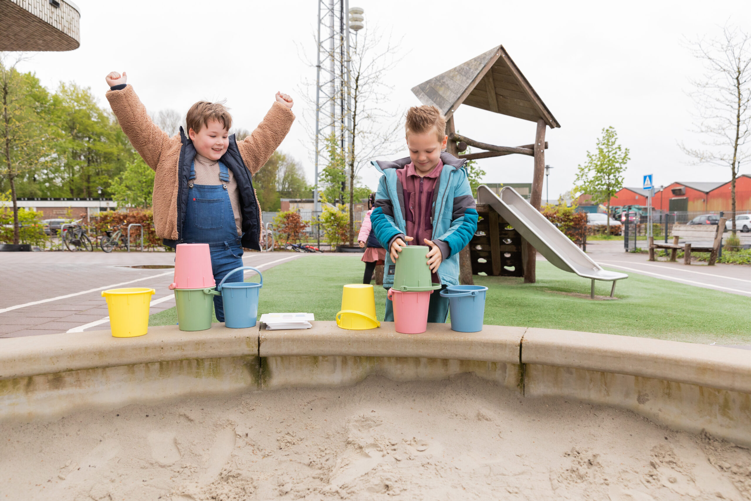 Plezier met zand sfeerfoto