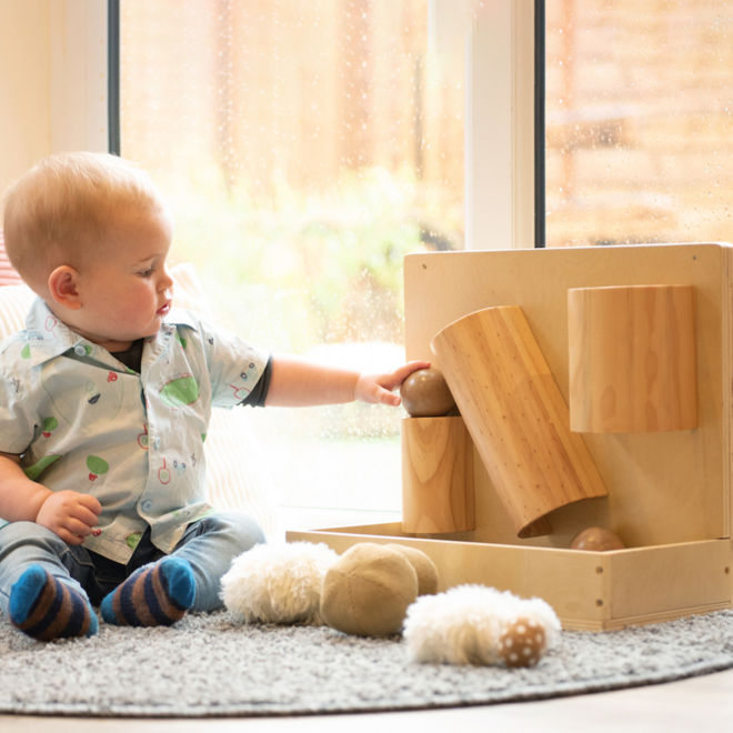 houten postkanaal wand